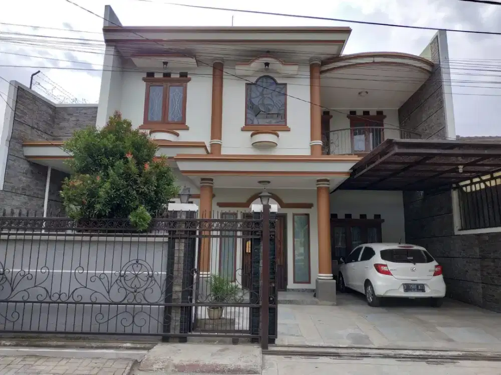 Disewakan Rumah full furnish Murah Banget di Mekarwangi