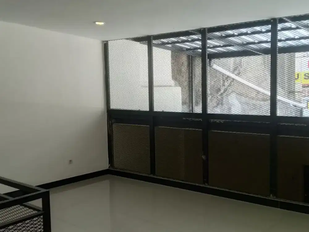 Disewa Ruko Kiri Kanan Depan Toko Aktif Daerah Ramai di Banceuy