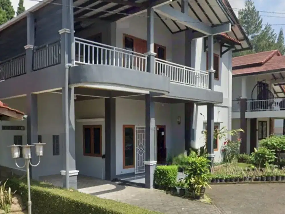 Dijual Villa Istana Bunga Nyaman Luas di Lembang