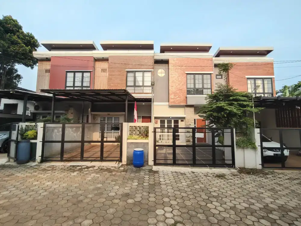 Rumah 2 Lt Siap Huni Tanah Bangunan Lega Vibes Villa dekat Jaksel
