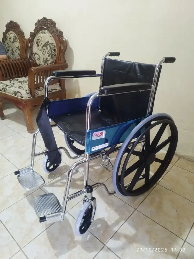 Kursi Roda merk Spirit