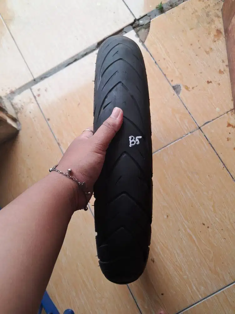 Jual cepat semua ban motor Ring 14 berbagai ukuran Non Tubeless.