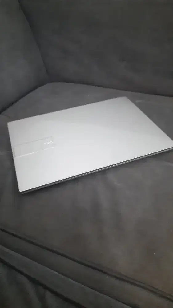 Asus pro14,OLED  K 3400 PH  Core i7 11360H  512,vga GTX 1650  OLED