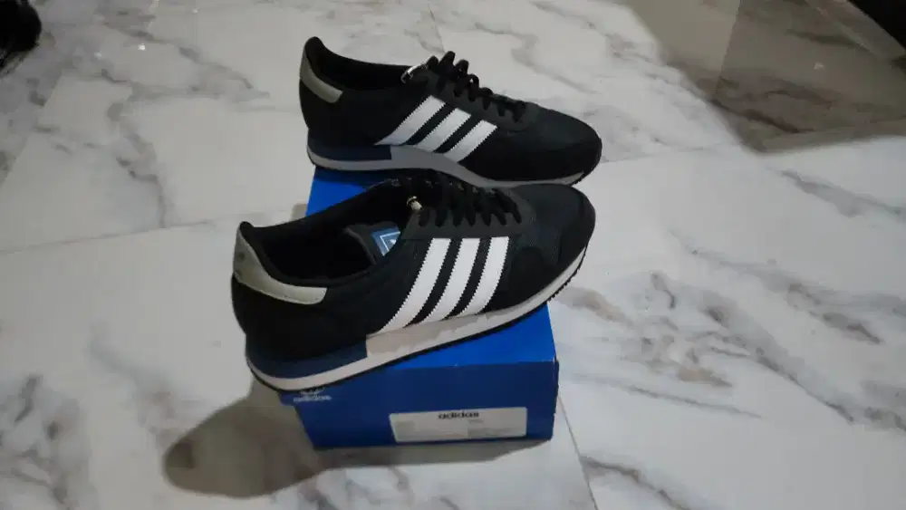 Sepatu Adidas USA84 size 7.5/41.5
