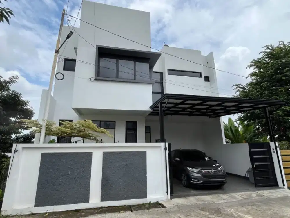 Rumah modern minimalis 3 lantai dekat POLBAN Ciwaruga Parongpong Bandung