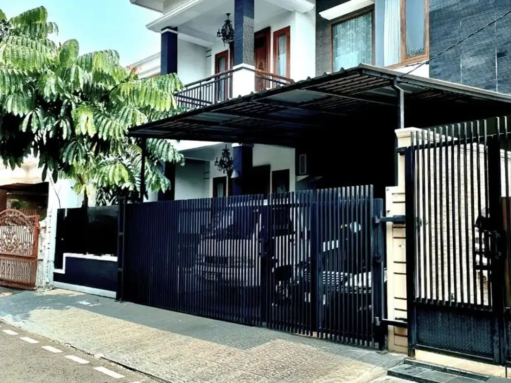 DD328 Rumah Bagus 181 m2 Murah Cempaka Putih Jakarta Pusat