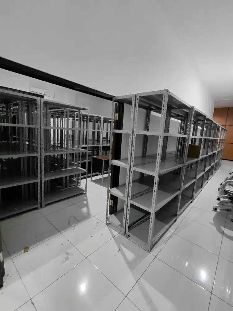 Rak besi  Ambalan besi Tebal