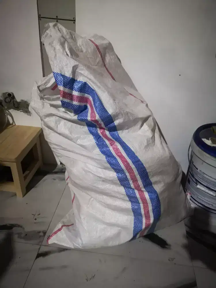 Karung bekas bersih