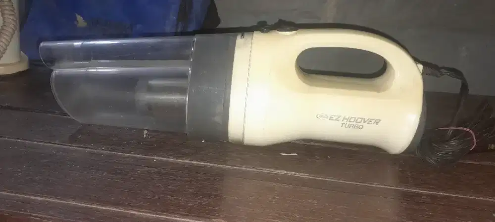 Vacum cleaner bekas.