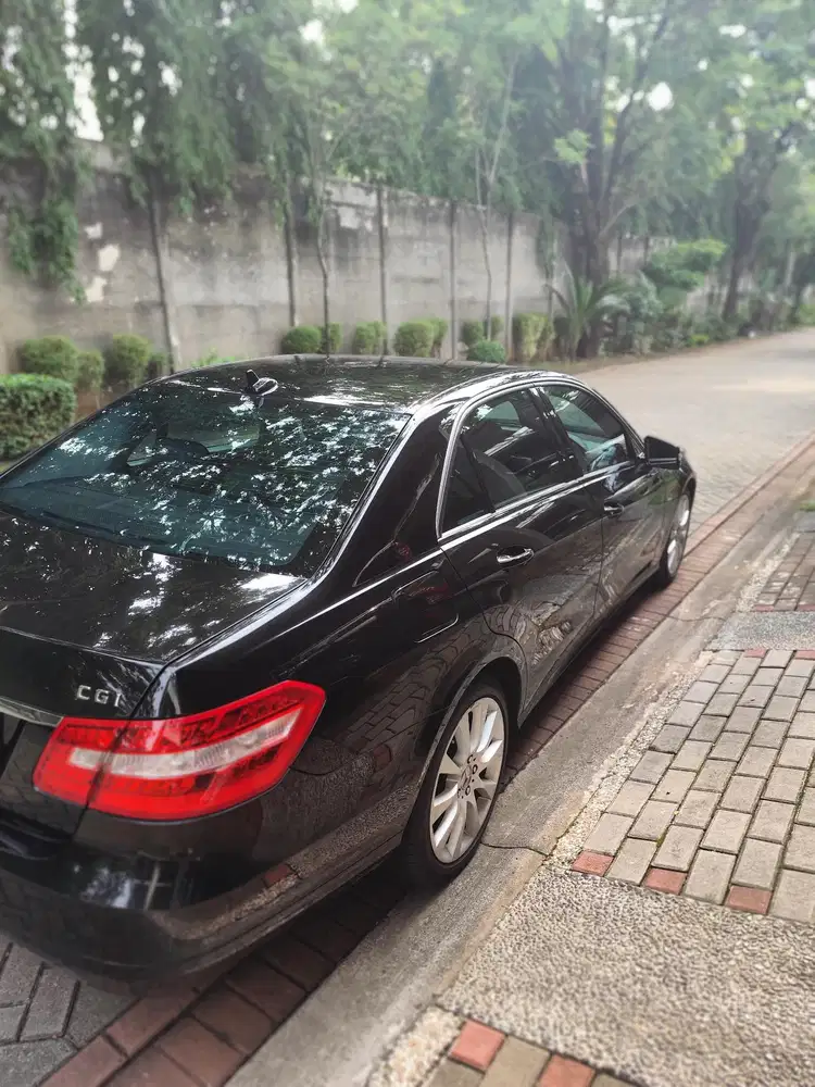 Mercedes-Benz E200 2012 Bensin