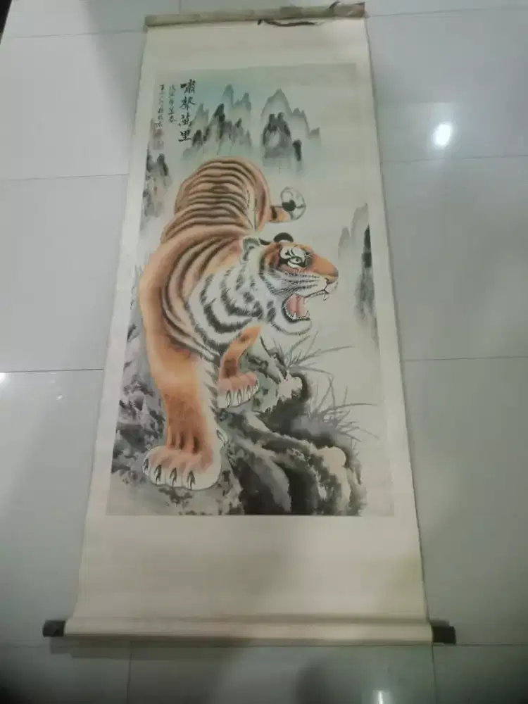 Lukisan Gulung Oriental Pecinan Lawas Motif Harimau