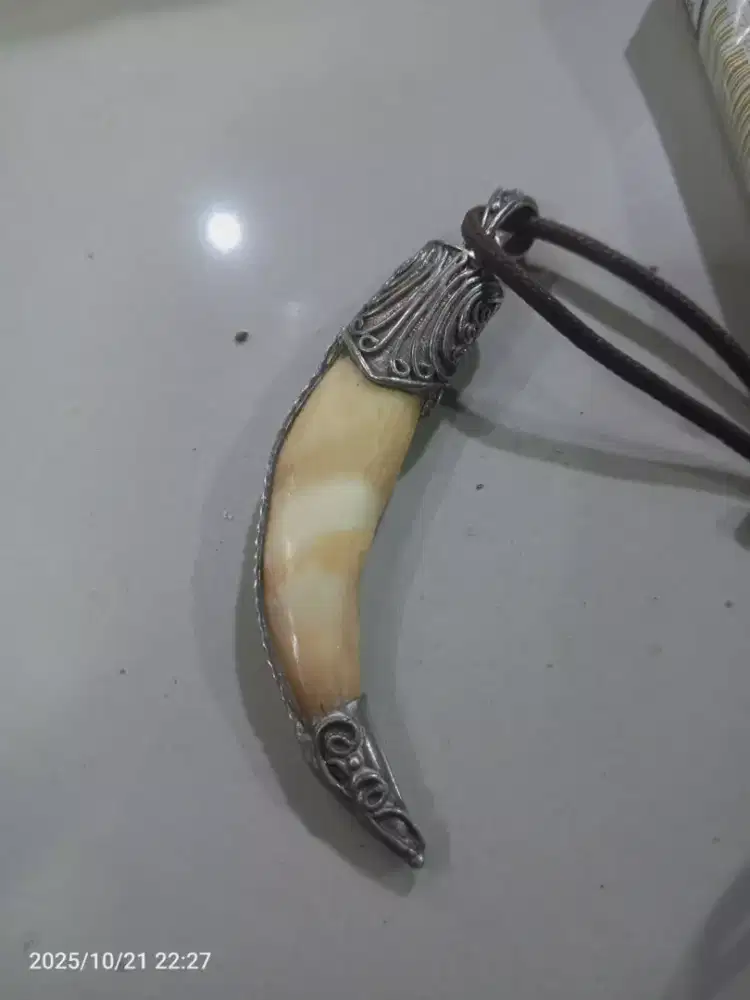 Aksesoris Liontin Kalung TarHam  8 cm Iketan Perak