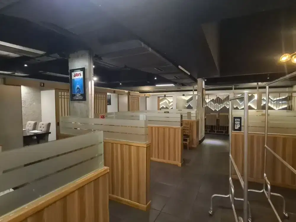 RUANG USAHA 2 LANTAI DI SENOPATI EX RESTO & KLINIK SIAP HUNI STRATEGIS