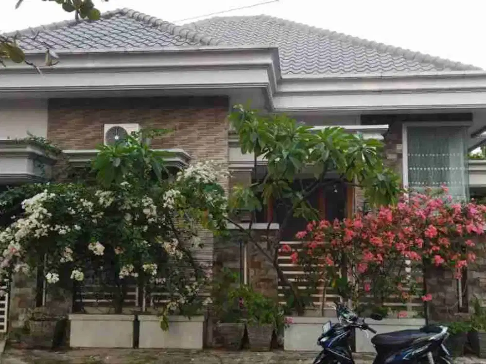 Rumah Bagus Strategis, di Perumahan Harapan Jaya, Bekasi Utara