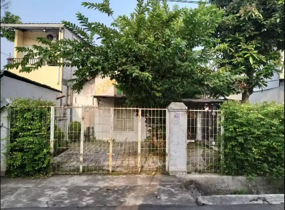 Dijual Rumah Tua Hitung Tanah di tengah kota Semarang
