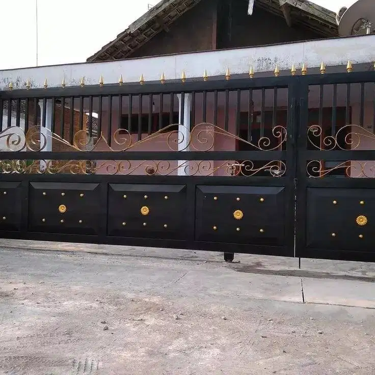 pagar rumah aesthetic warna hitam besi holo