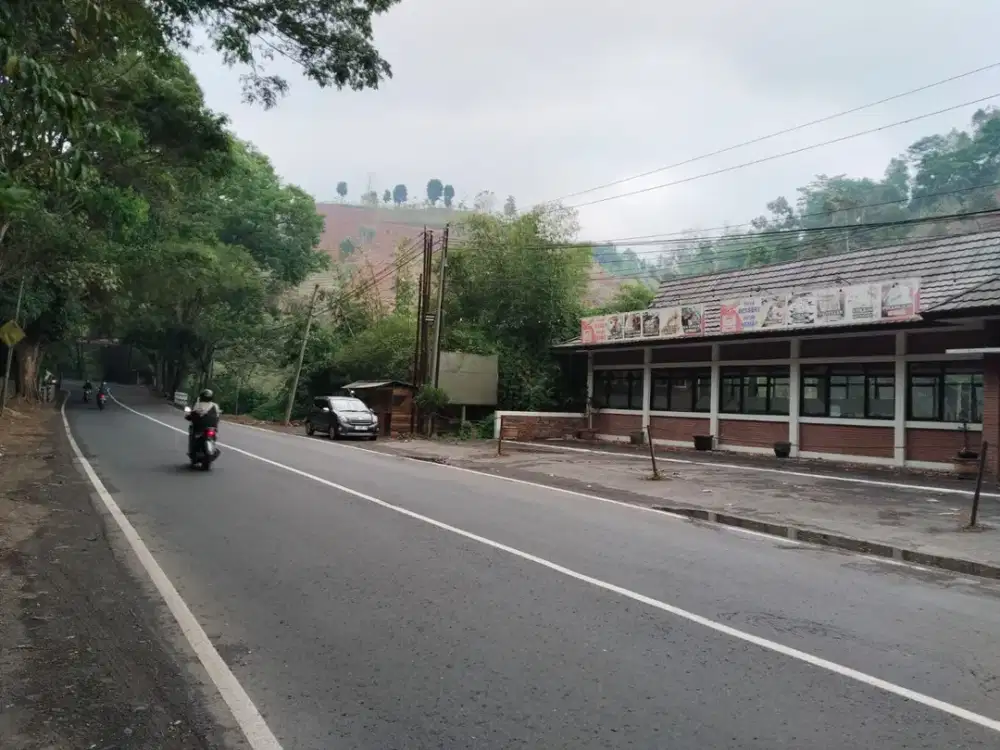 bangunan restoran di jalan raya nagreg, bisa langsung operasional lagi