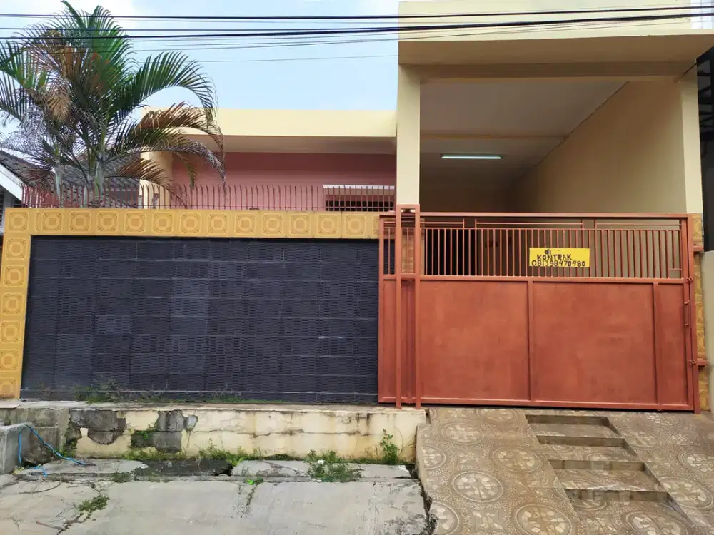 Disewakan/Dikontrakan rumah dengan lokasi sangat strategis
