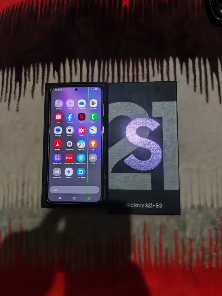 Samsung galaxy s21+5g minus garis barang selebihnya normal 100%
