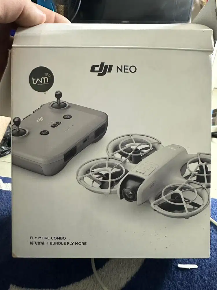 DJI NEO Fly More Combo - Drone mini Ringan Kondisi mulus bgt Full set