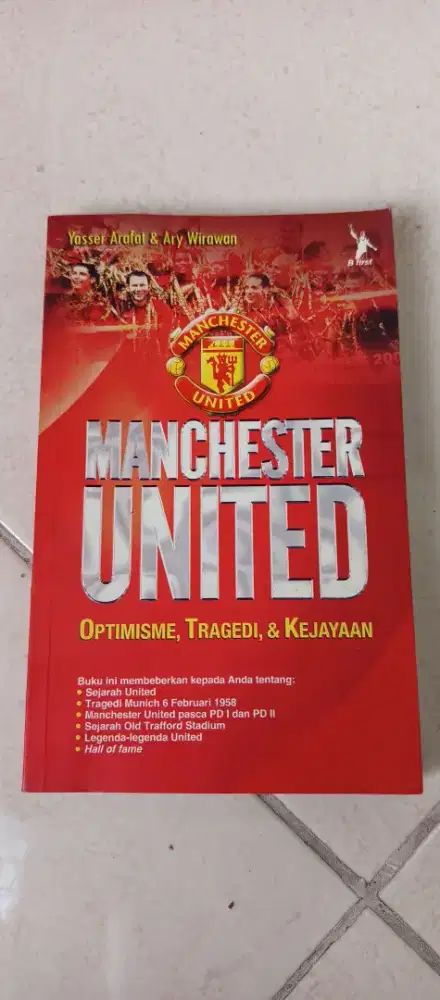 Buku Manchester United: Optimisme, Tragedi, & Kejayaan