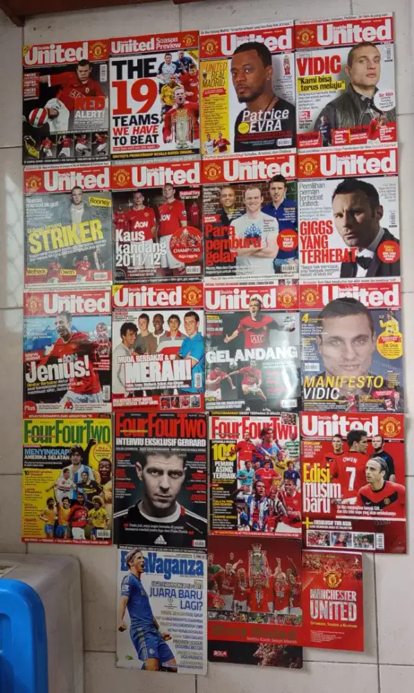 17 Majalah Inside United, FourFourTwo, BolaVaganza