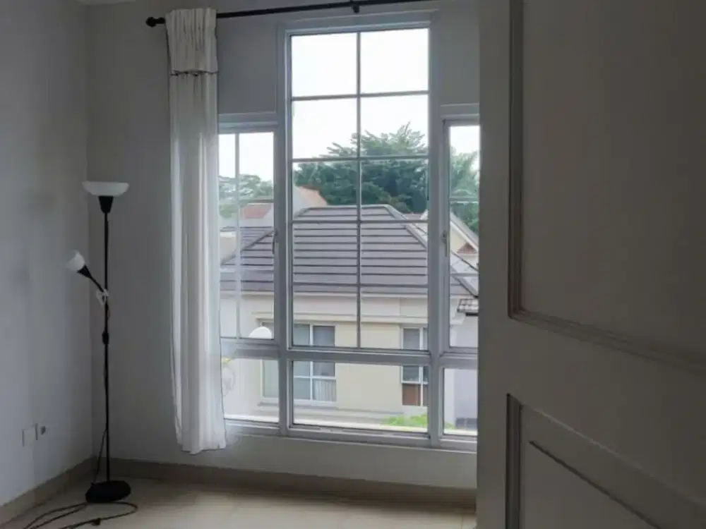 Dijual TERMURAH Rumah Omaha Village Gading Serpong