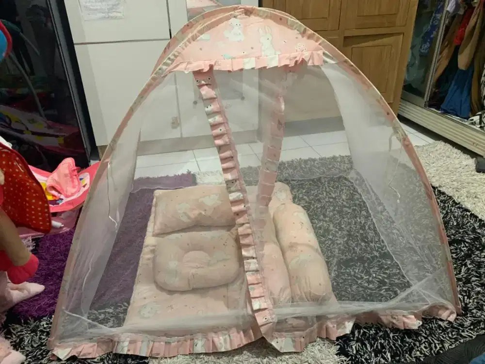 Kelambu set bantal, guling dan selimut