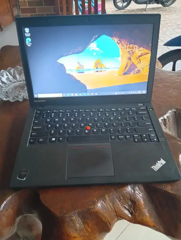 Thinkpad x240 core i5 rsm 8