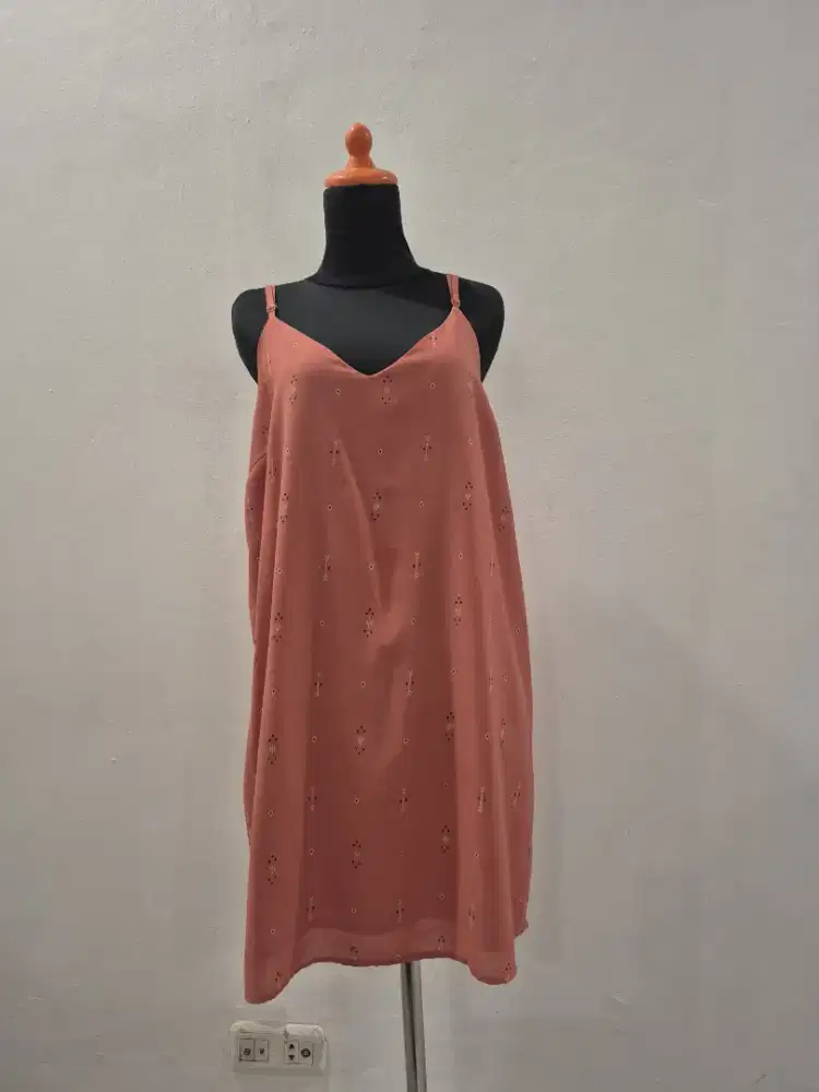 Thrifting / baju second casual sleveless