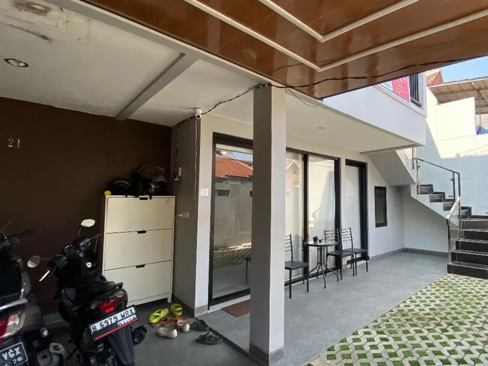 Rumah/kos2 an di Pisok Bintaro depan Kantor Stan Bintaro Tangsel