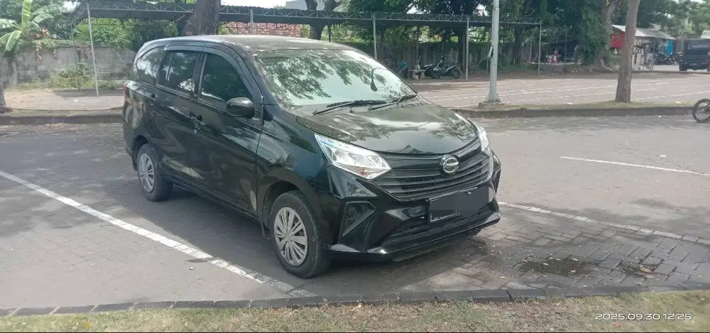 Jual Daihatsu Sigra X 1.2MT 2022 Sidoarjo