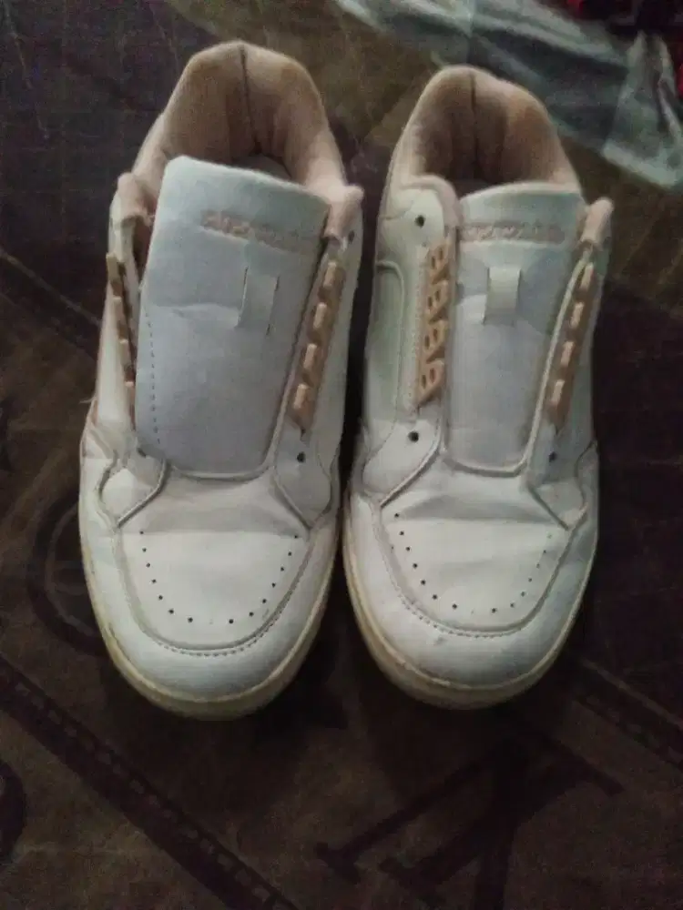 Sepatu merk air walk UK 40 original