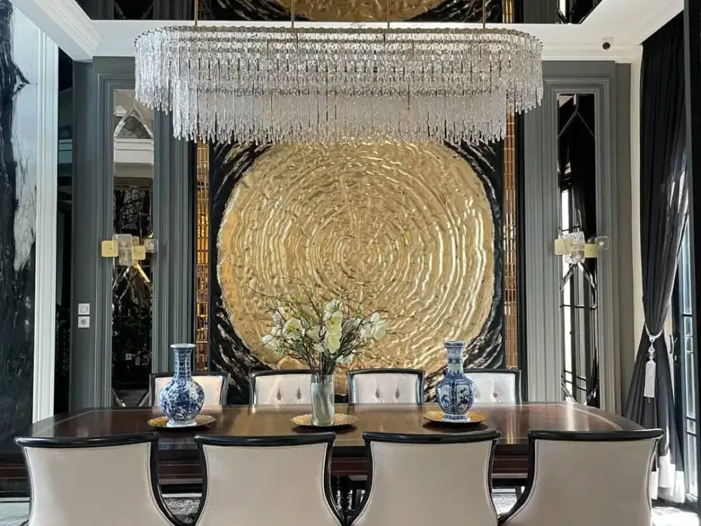 RUMAH MEWAH DENGAN CAFE PRIBADI, ROOFTOP,POOL DAN LIFT DI CIBUBUR