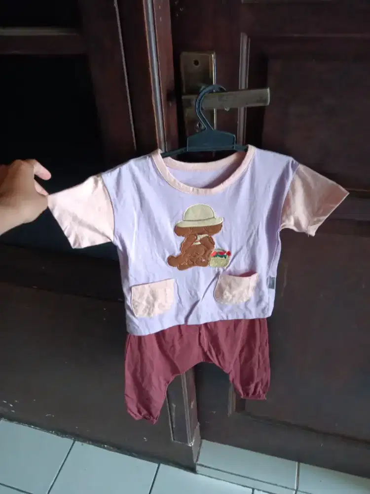 Jual Baju anak perempuan merek MOOI one set atasan & celana,katun 100%