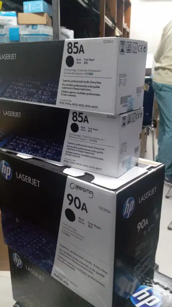 Di cari cartridge toner Laserjet 85a bekas komplit mulus