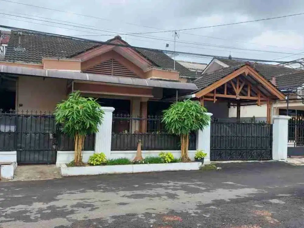 Rumah plus kos tingkat selangkah kampus UNSOED Purwokerto Utara