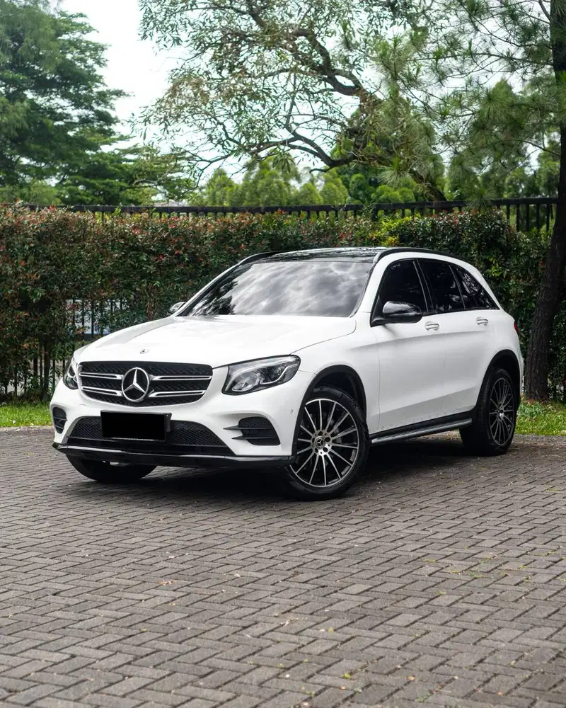 (Full Service Record)Mercedes-Benz GLC200 2019 AMG Night Edition