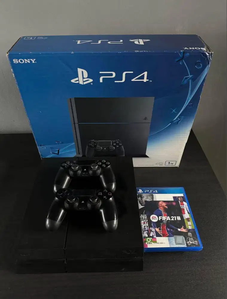 Dijual: PS4 Fat 1TB CUH-1206B Lengkap Bonus FIFA 21+2 Stik! Siap Main