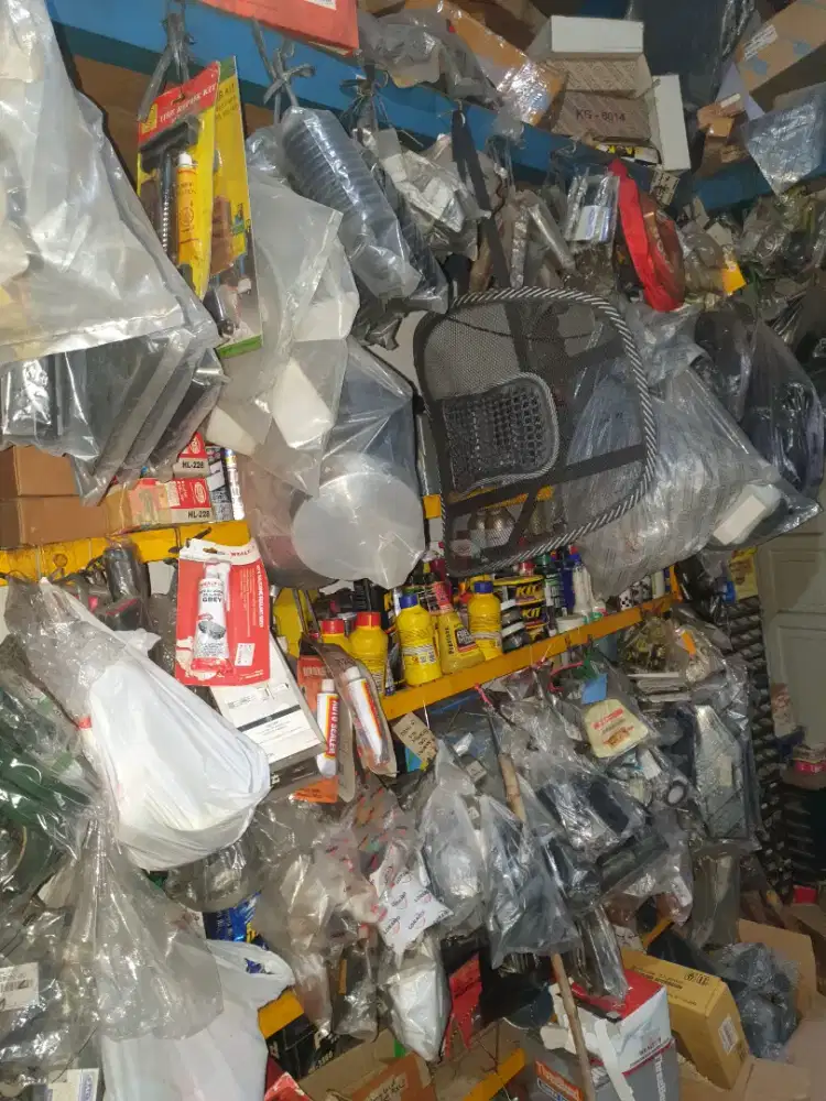 DIBUTUHKAN SEGERA MEKANIK MOBIL