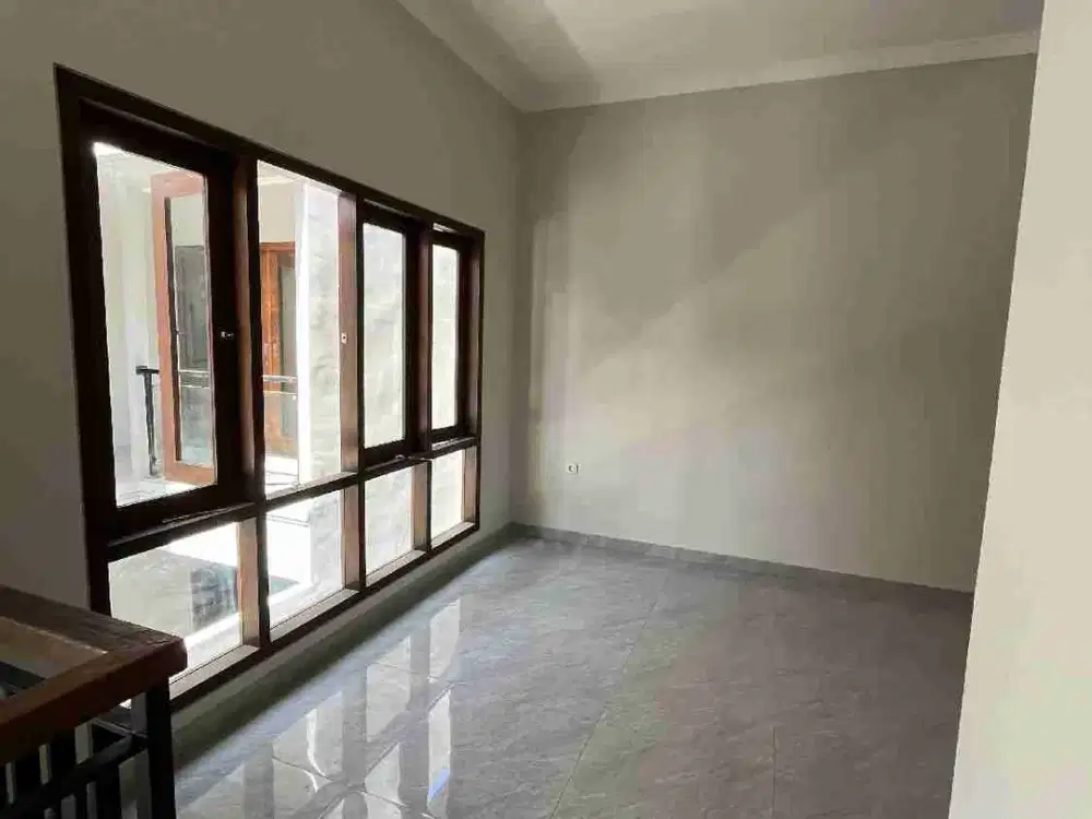 Di jual Ready unit rumah vila 2 lantai lokasi strategis  di Sanur