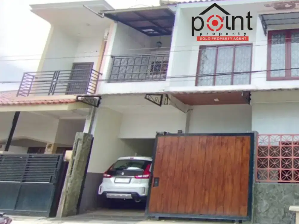 Rumah bagus modern minimalis 2 Lt siap huni di Baturan