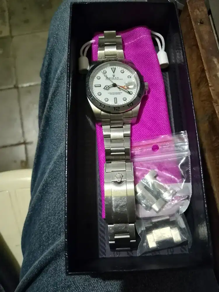 Jam tangan rolex Explorer 2