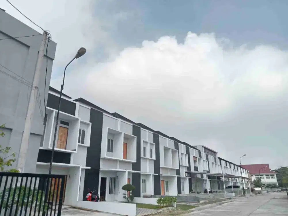 Rumah 2 lantai di Jalan Riau