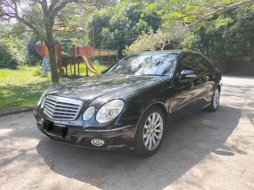 Mercedes-Benz E280 2008 Bensin