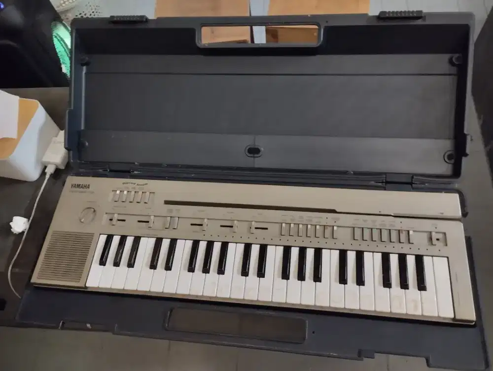 Keyboard Vintege Th'1982 Antik Made in japan Yamaha PC-100