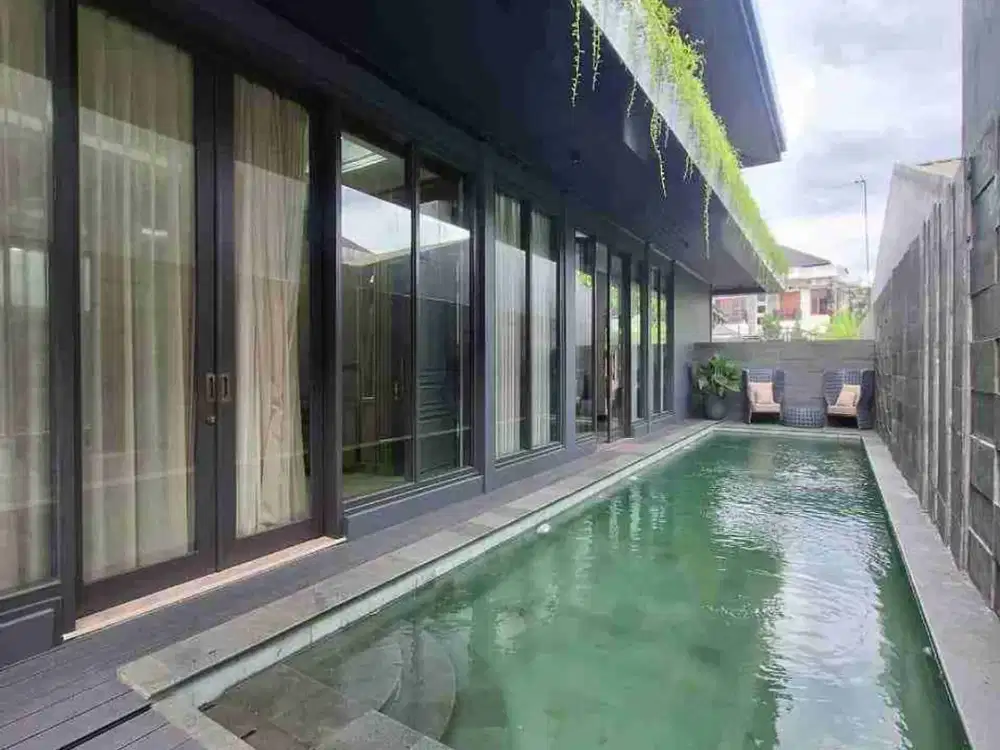 Dijual Rumah Mewah Ada Private Pool dalam Komplek di Pondok Kelapa