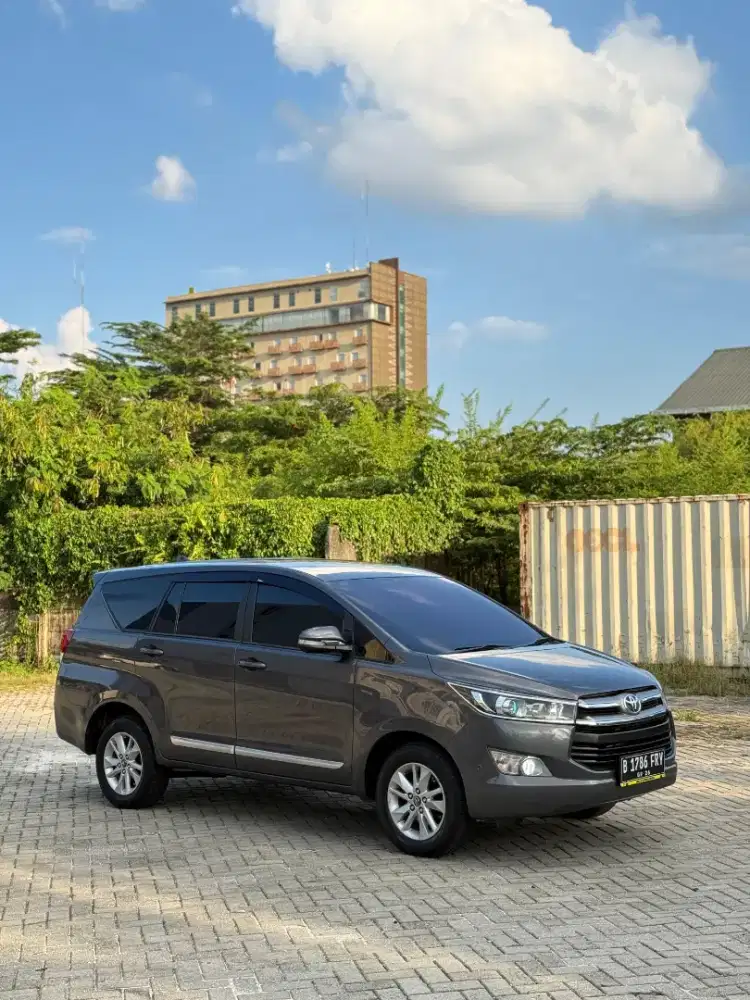 Dijual innova REBORN V 2016