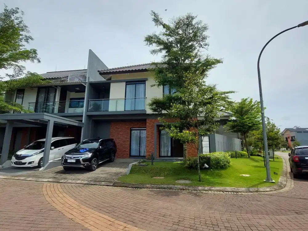 Jual & Sewa Rumah di Kamandaka Kota Baru Parahyangan,Bandung  Mewah 2 Lantai