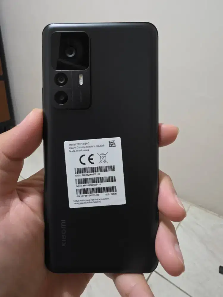 Xiaomi 12 T - 8/256 - Dimensity 8100 Ultra - 108MP Ultra Clear Camera